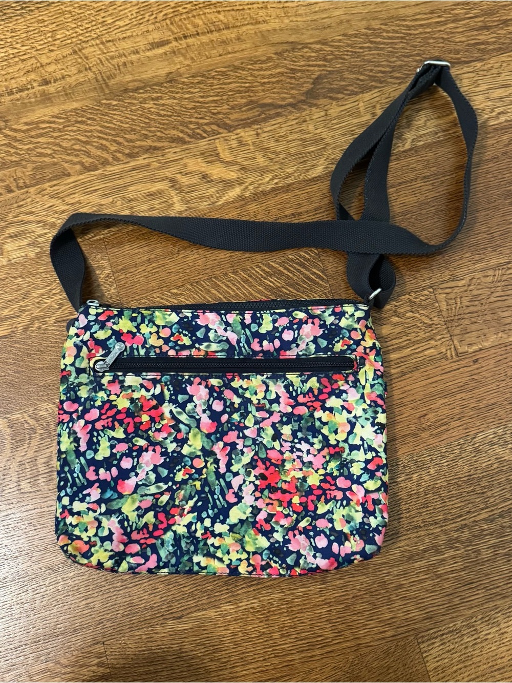Kipling Alvar Crossbody Bag in Sweet Bouquet Adjustable strap Multi Pockets EUC - Picture 2 of 11